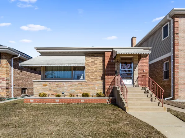 6814 W Armitage Ave, Chicago, IL 60707