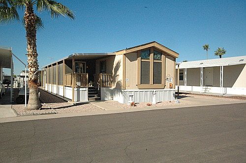 2 Bedroom Home w/ AZ Room in Gated 55+ Park (Pets OK)