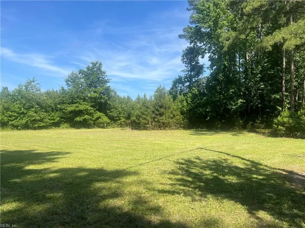 912 Berea Church Rd, Elizabeth City, NC 27909