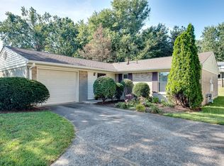 3908 Riveroaks Cir, Louisville, KY