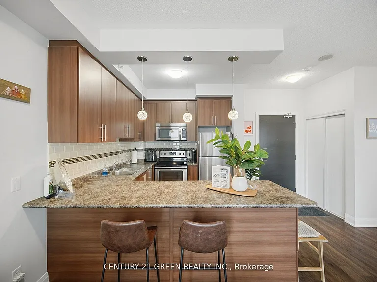 55 Yorkland Blvd #409 — Photo 8