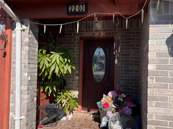 2203 Montana St, Eagle Pass, TX 78852