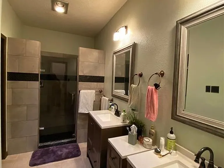 16402 Malden Dr — Photo 18