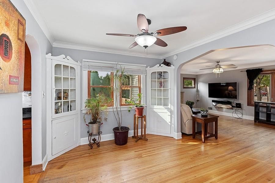 1st image of 4155 Nokomis Ave