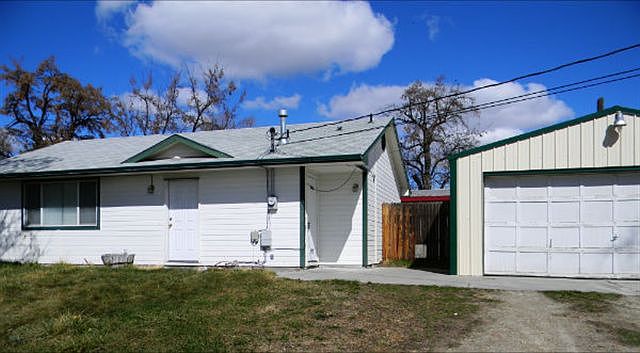 1st image of 420 7th Ave N