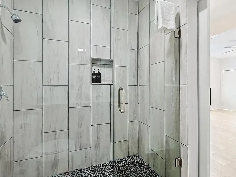 702 N Edgefield Ave — Photo 24
