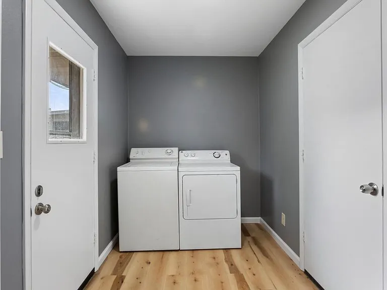 1203 Mitchem Dr #B — Photo 7