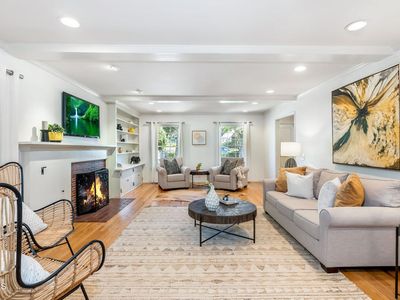 2040 Galbreth Rd, Pasadena, CA, 91104