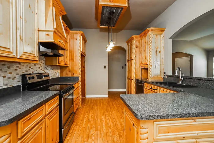 108 Oregon Trl — Photo 6
