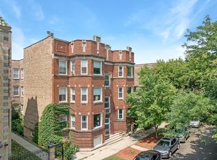 6816 N Lakewood Ave APT 2, Chicago, IL 60626