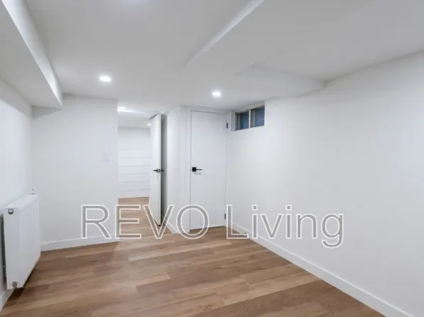 131 Vine St S #4, Saint Catharines, ON L2R 3Y3