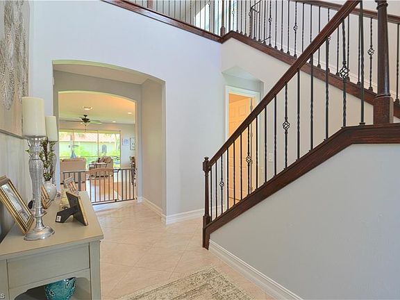 4th image of 12610 Blue Banyon Ct
