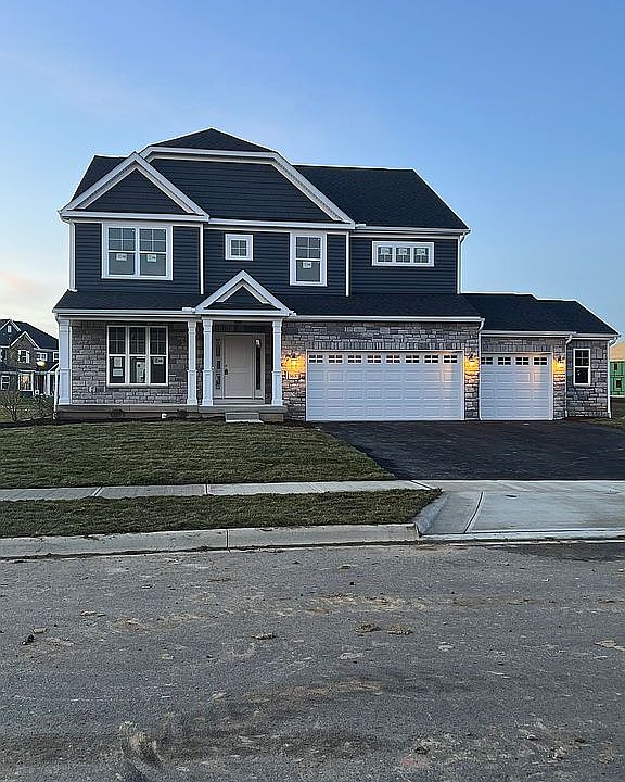 1st image of 5589 Scotch Woods Dr
