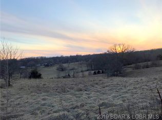 422 Old W Rd, Versailles, MO 65084