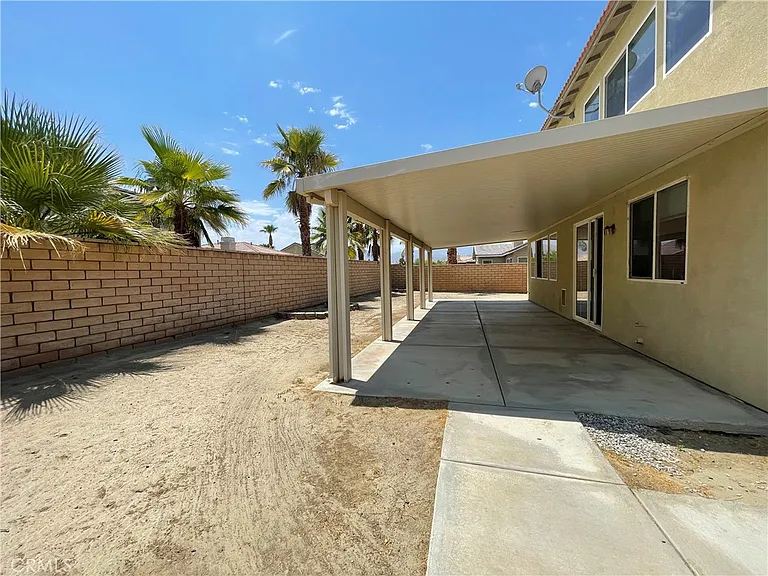 37222 Camden Dr — Photo 7