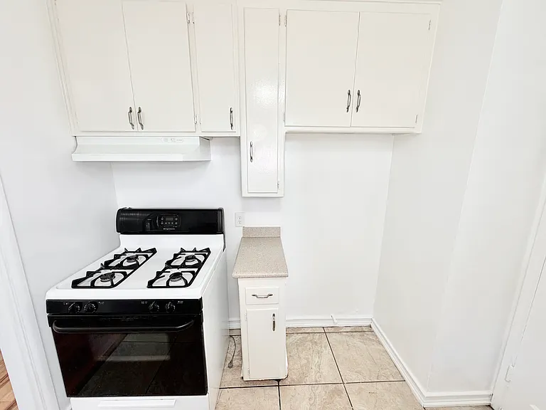 615 Linwood Ave — Photo 19