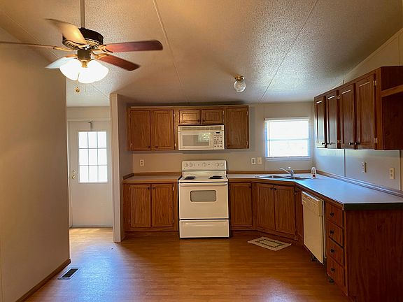 4th image of 1183 SE 1044th Ave