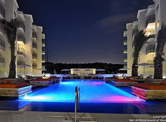 3rd image of 17902 La Cantera Pkwy #2009