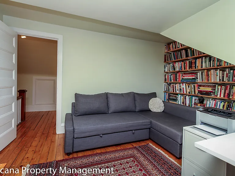 165 Irving Ave — Photo 21