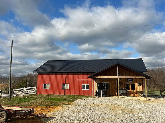 2nd image of 621 Rock Springs Rd