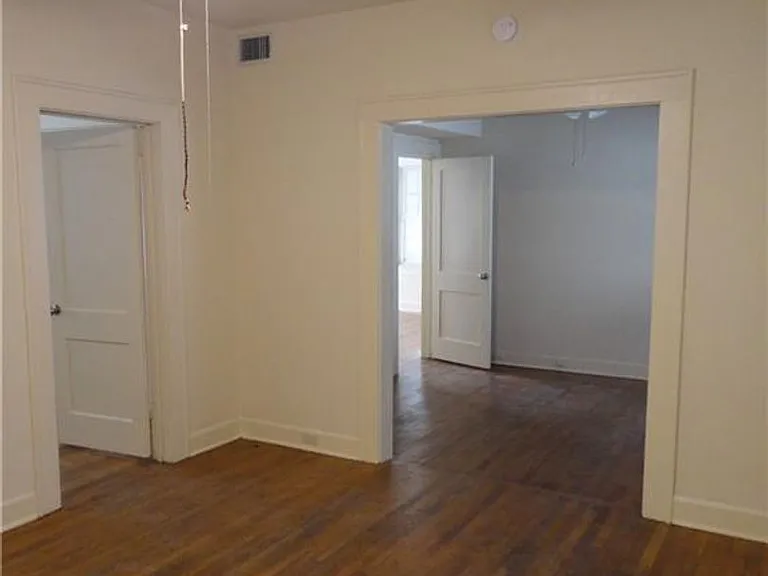 707 1/2 Graham Pl — Photo 6
