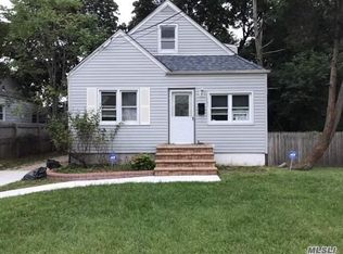 141 Ormonde Blvd, Valley Stream, NY 11580