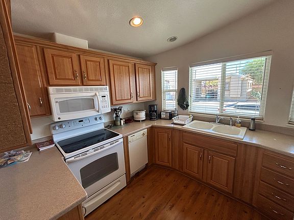 4th image of 17200 W Bell Rd Lot 1185