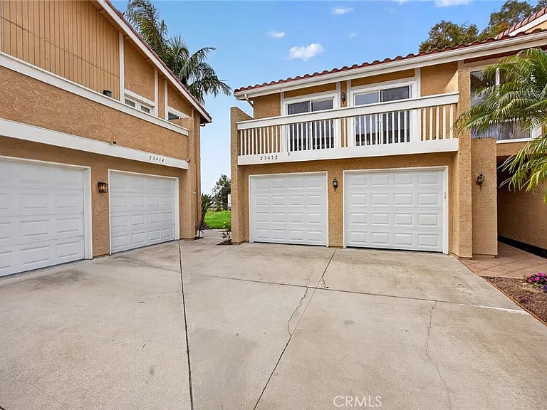 23412 Highcrest Rd — Photo 1