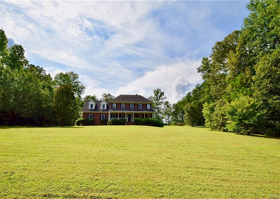 1st image of 15560 Mount Air Ct