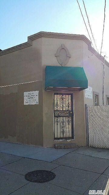 1st image of 9102 101st Ave