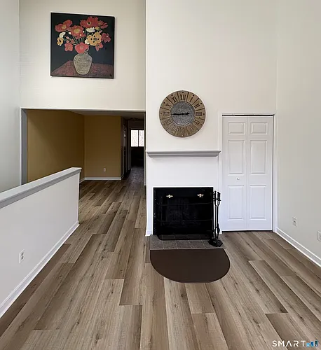 295 Redstone Hill Rd #24 Photo 1