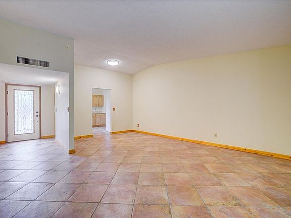 5th image of 3213 W Northstar Dr