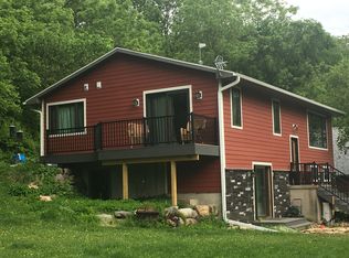 4045 Garfoot Rd, Cross Plains, WI 53528