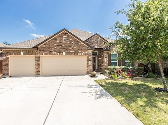 2nd image of 304 Choke Canyon Ln