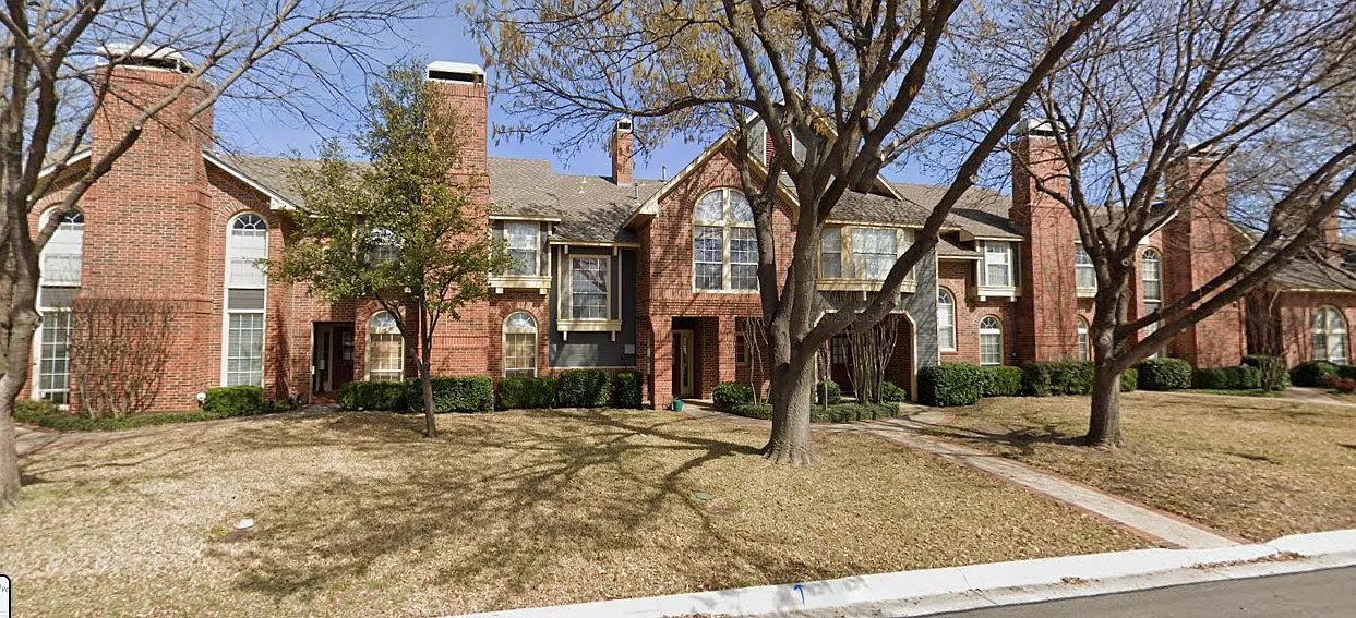 212 Cobblestone Row — Photo 1