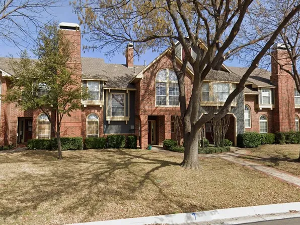 212 Cobblestone Row, Denton, TX 76207
