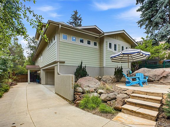 5th image of 1550 Bluebell Avenue