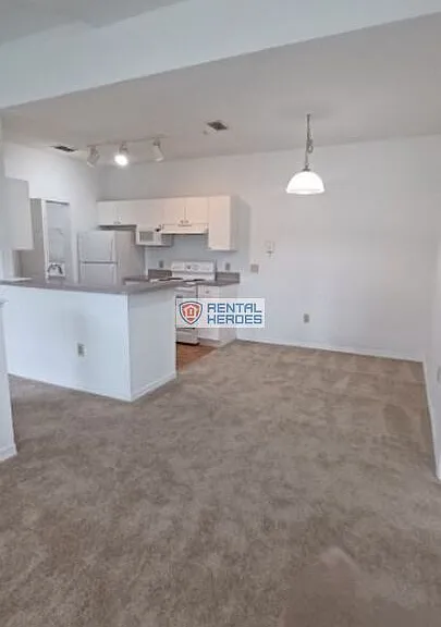 821 Grand Regency Point #31-205 — Photo 7
