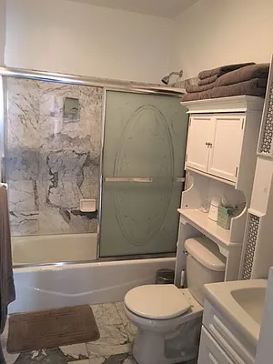 Rented by John Downey, LREB | media 26