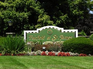 204 Flair Ct E, Saint James, NY 11780