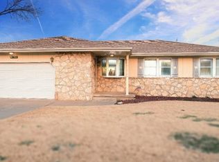 747 Moundview Ave, Salina, KS 67401