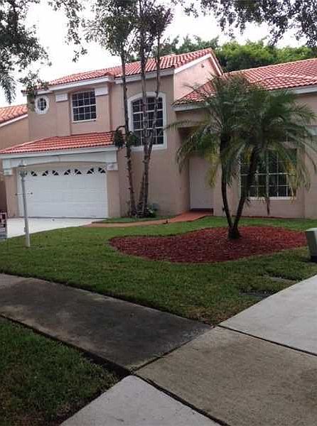 1st image of 2620 Cayenne Ave