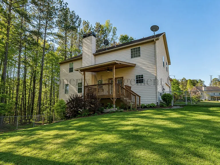 344 Mary Dr — Photo 12