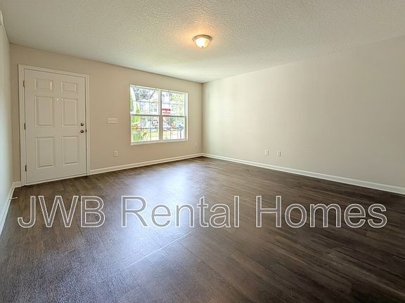 4th image of 8742 Cocoa Ave