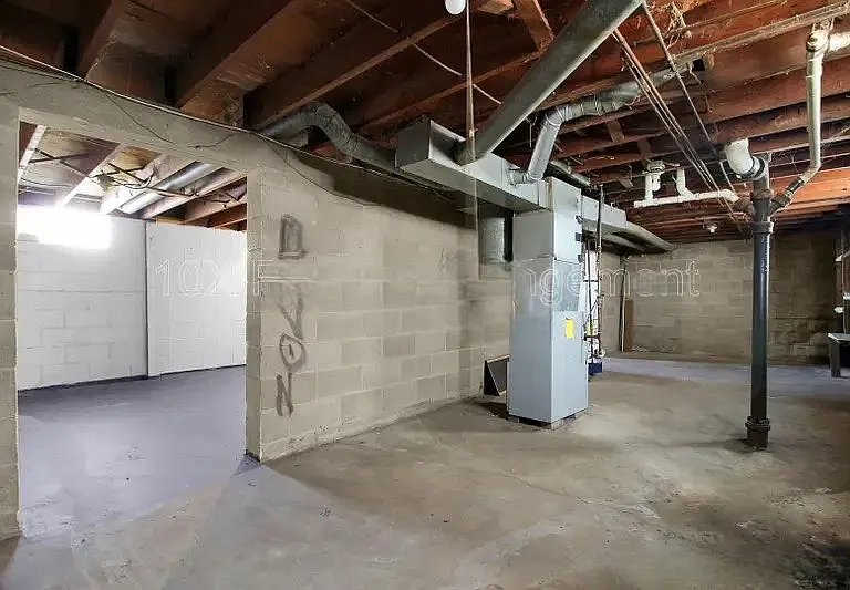 2451 Hiawatha St #A — Photo 11