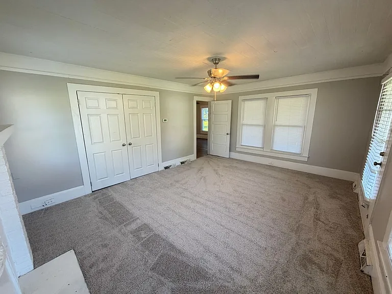 918 Laura Ave — Photo 6
