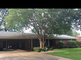 773 Maple Ln, Grenada, MS 38901