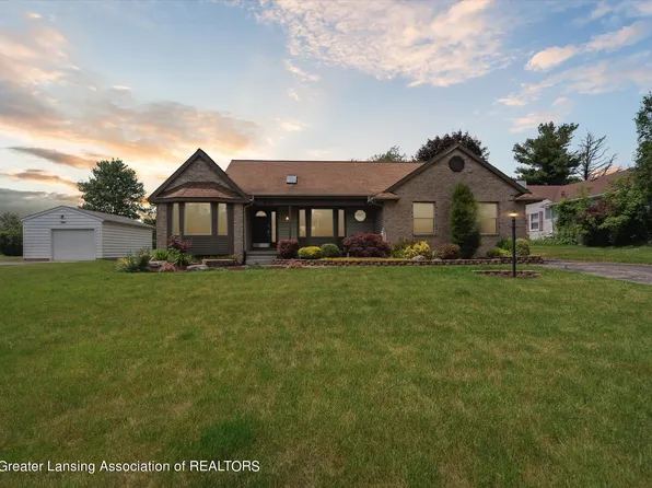 5907 Green Rd, Haslett, MI 48840