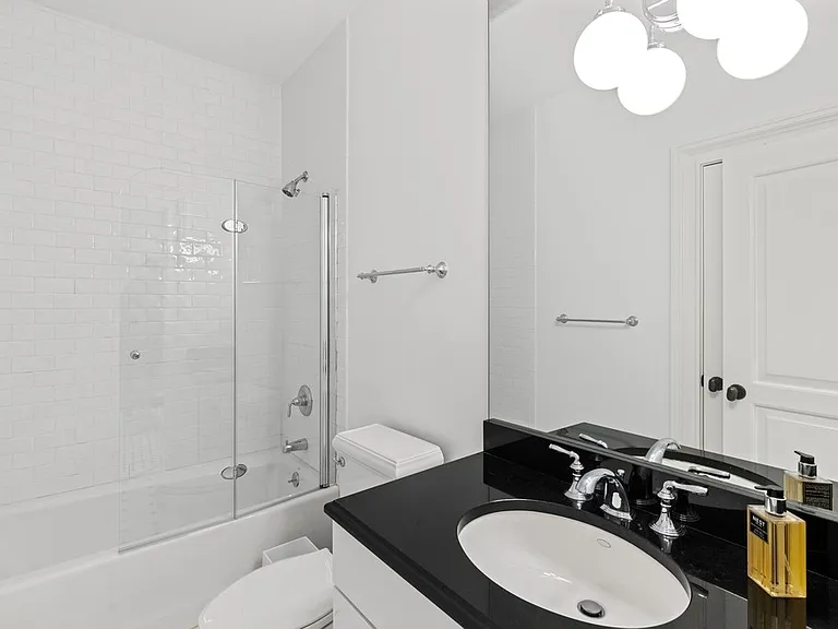 9 Blue Heron Way — Photo 16