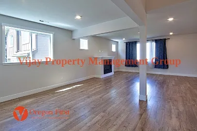 6810 NE 16th Ave — Photo 8